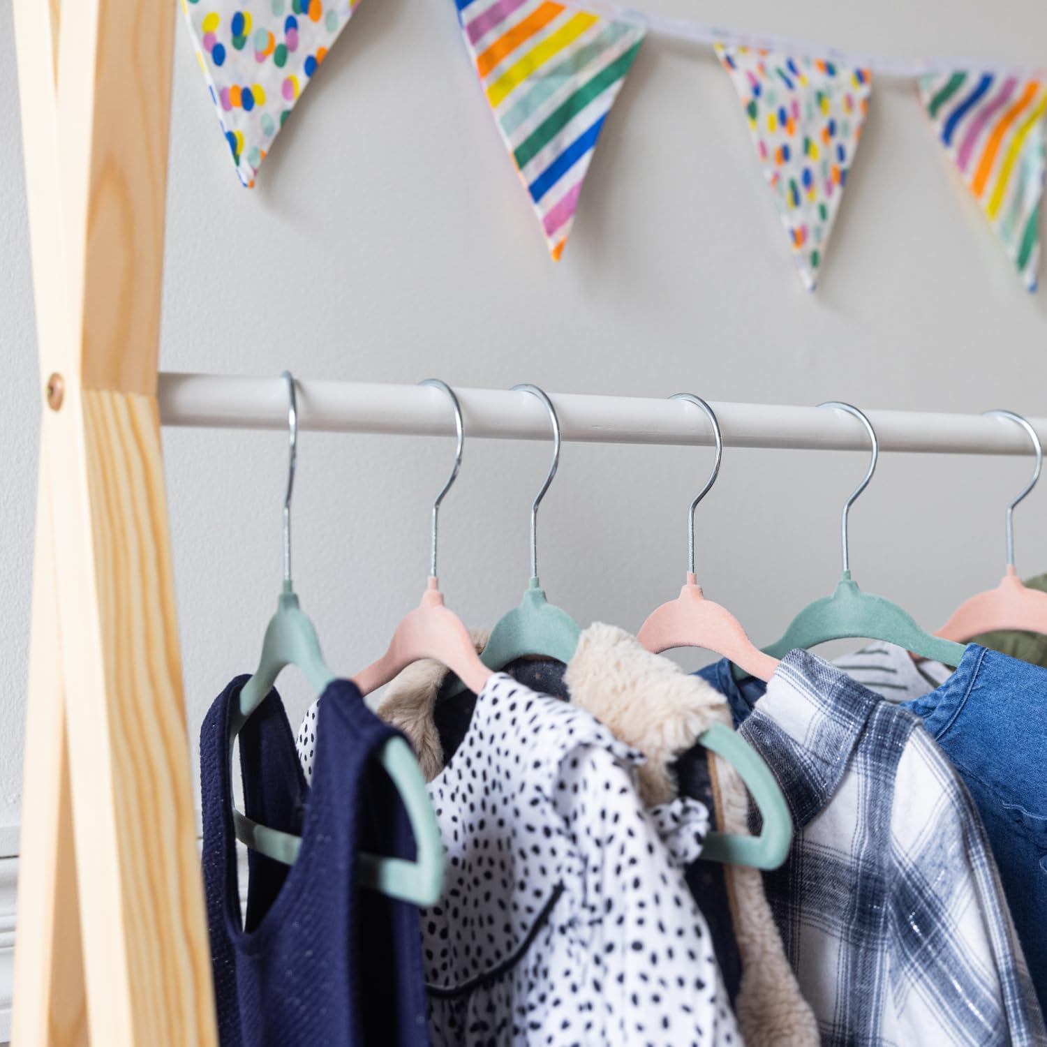 Montessori Kids Hanger - Round Knobs - The Don Home Interiors