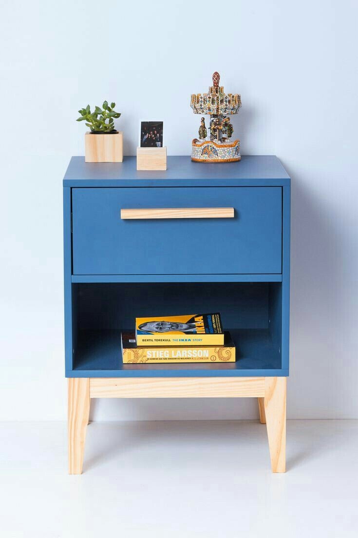 Bold Pedestal - The Don Home Interiors